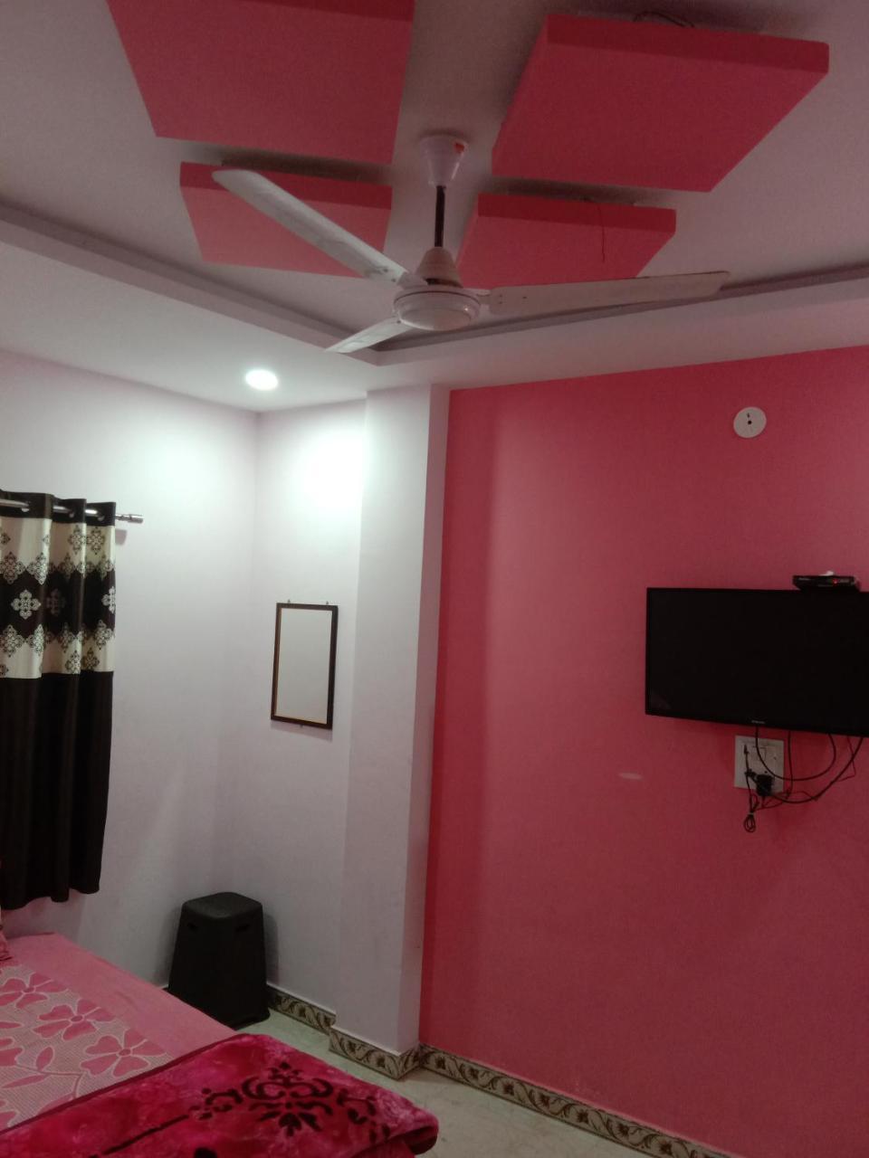 Shanti Guest House Удджайн Экстерьер фото
